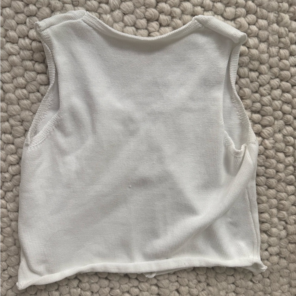 White Sleeveless Knit Top - Picture 3 of 3